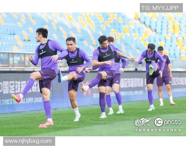 天津足球直播最新动态分析与赛事回顾助你全面了解球队表现与未来展望 天津足球直播最新动态分析与赛事回顾助你全面了解球队表现与未来展望